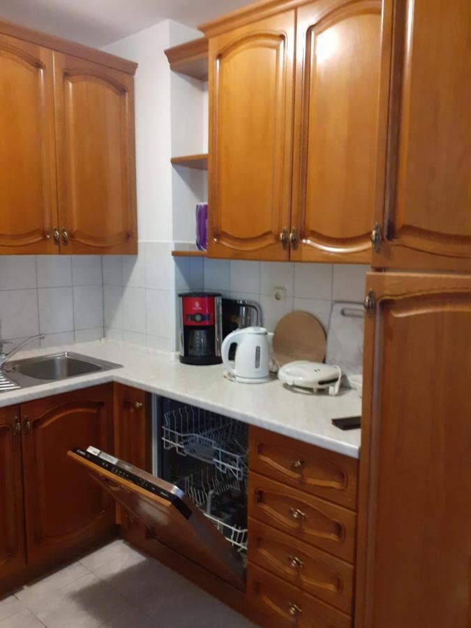 Apartman Mira Makarska Bagian luar foto
