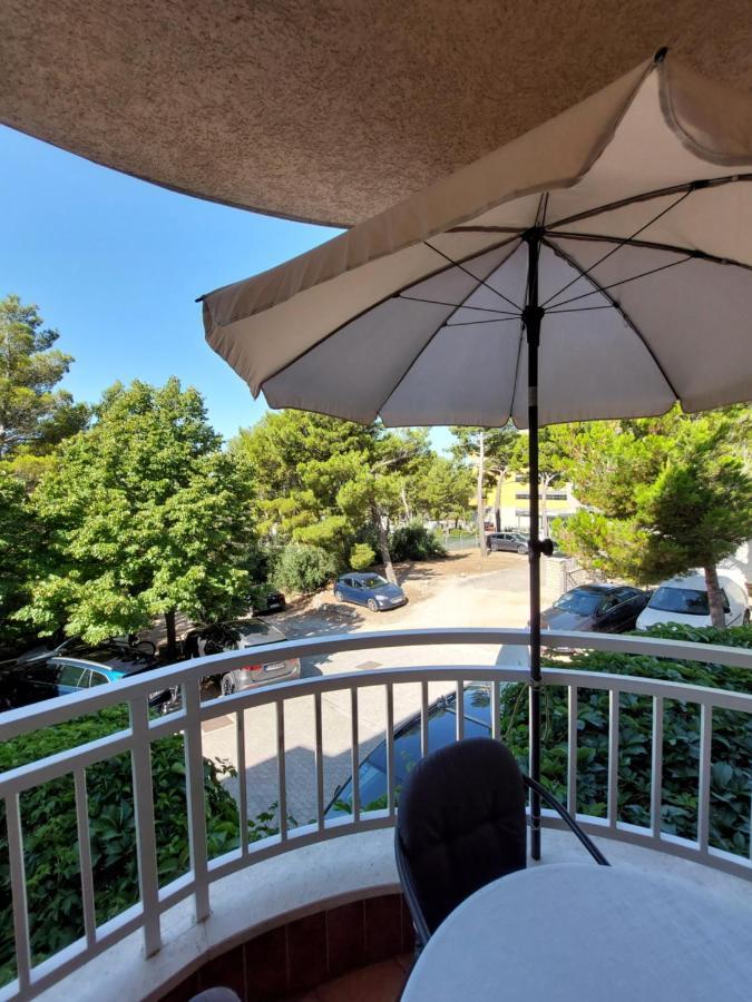Apartman Mira Makarska Bagian luar foto