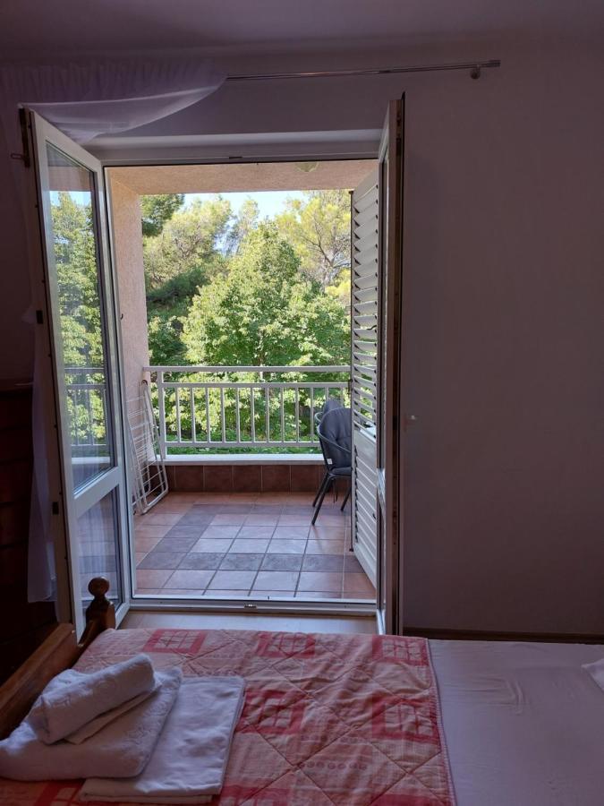 Apartman Mira Makarska Bagian luar foto
